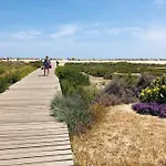 With Private Garden And Natural Pool Near Fuseta Moncarapacho